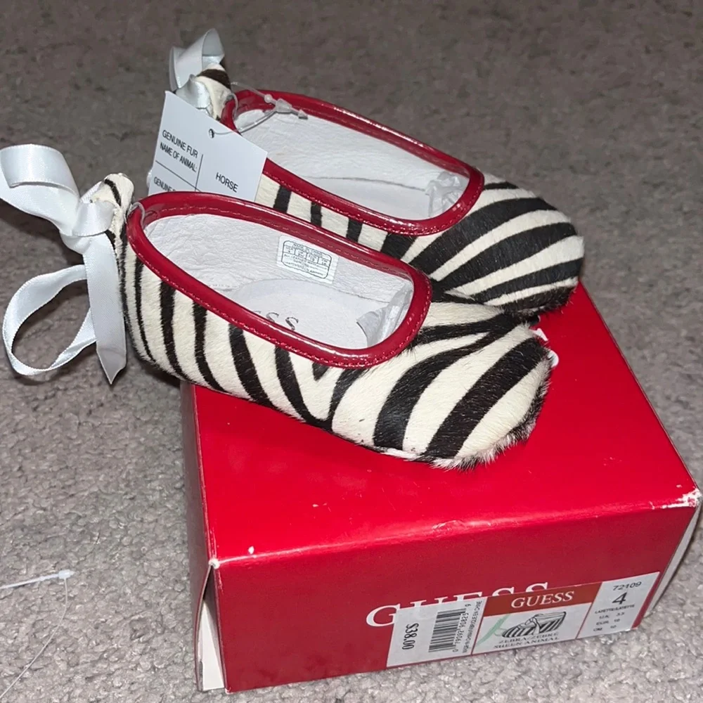 Guess Zebra Infant Baby Shoes Ballerina new Girls Size 4, 9-12 Months